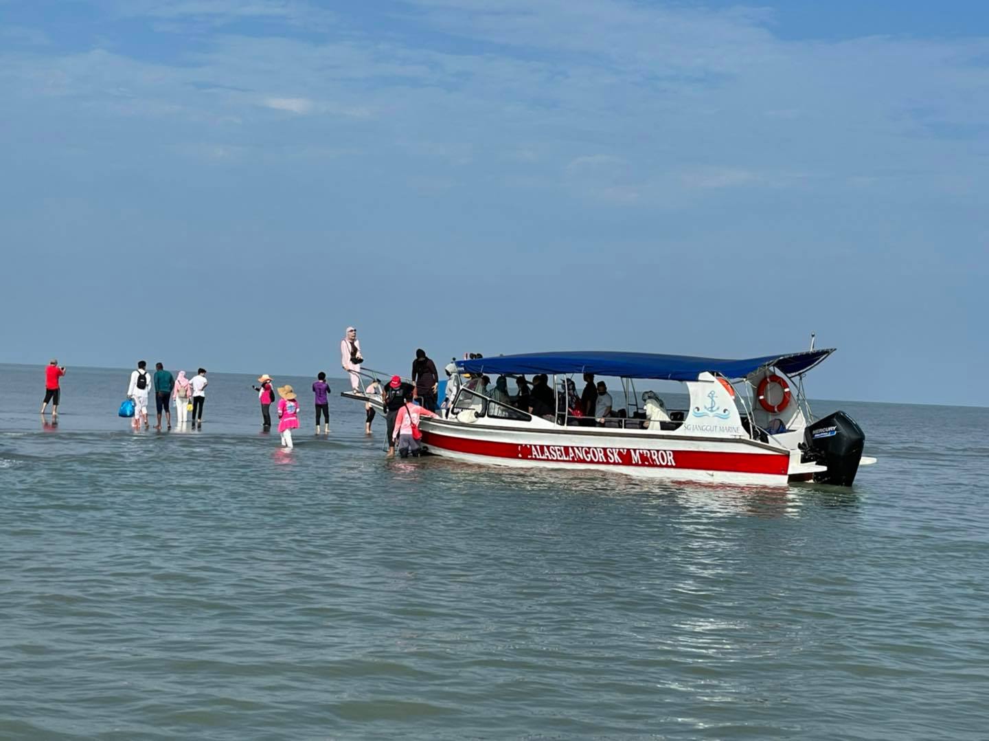Boat Tour to Sky Mirror Kuala Selangor